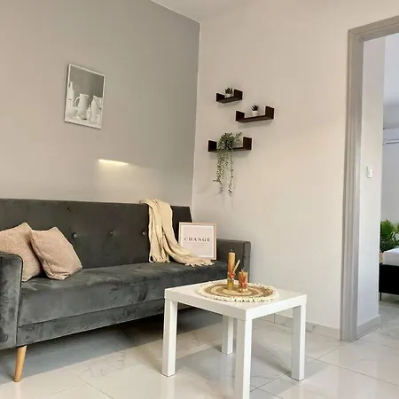 Bright House, Walking Distance To '10' Miasto Kos