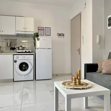 Stylish In Town, Walking Distance To The - No 10 Appartamento