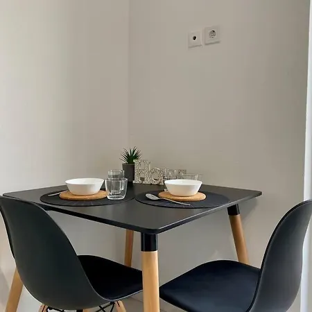 Apartment Stylish In Town, Walking Distance To The - No 10 Kos-Stadt