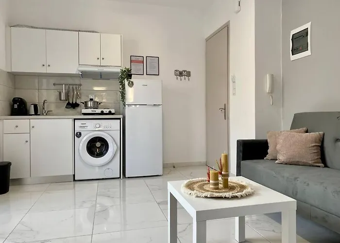 Stylish In Town, Walking Distance To The - No 10 Appartement
