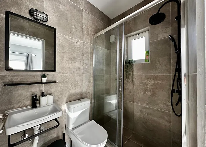 Appartement Stylish In Town, Walking Distance To The - No 10 *